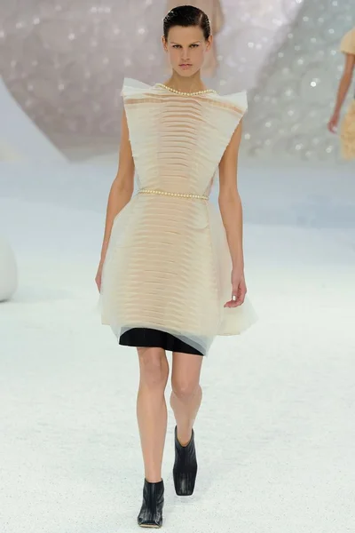 Look 72